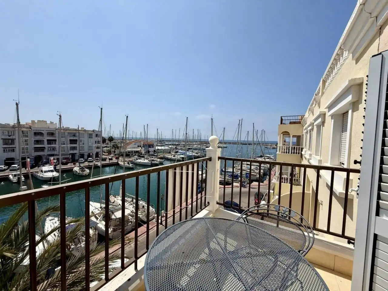 Terrasse von Dachboden zum Verkauf in El Ejido mit Klimaanlage, Terrasse und Möbliert