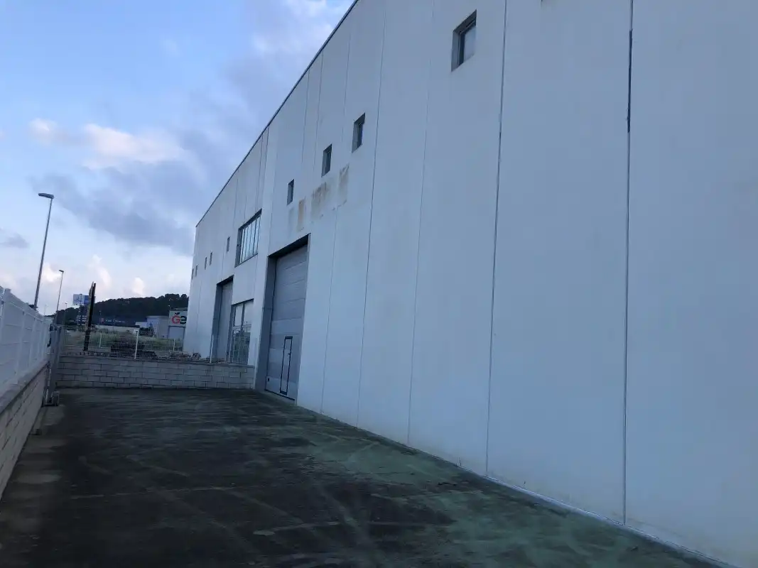Nave industrial con ascensor en venta en Xeresa