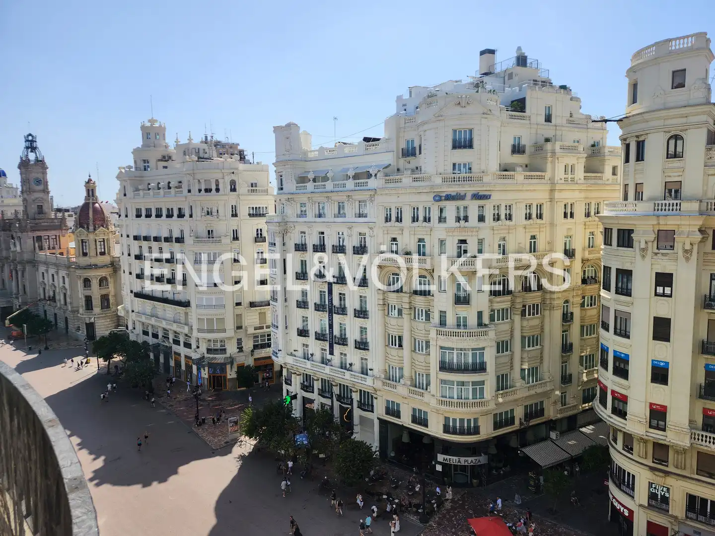 Außenansicht von Wohnung zur Miete in Valencia mit Klimaanlage, Heizung und Möbliert