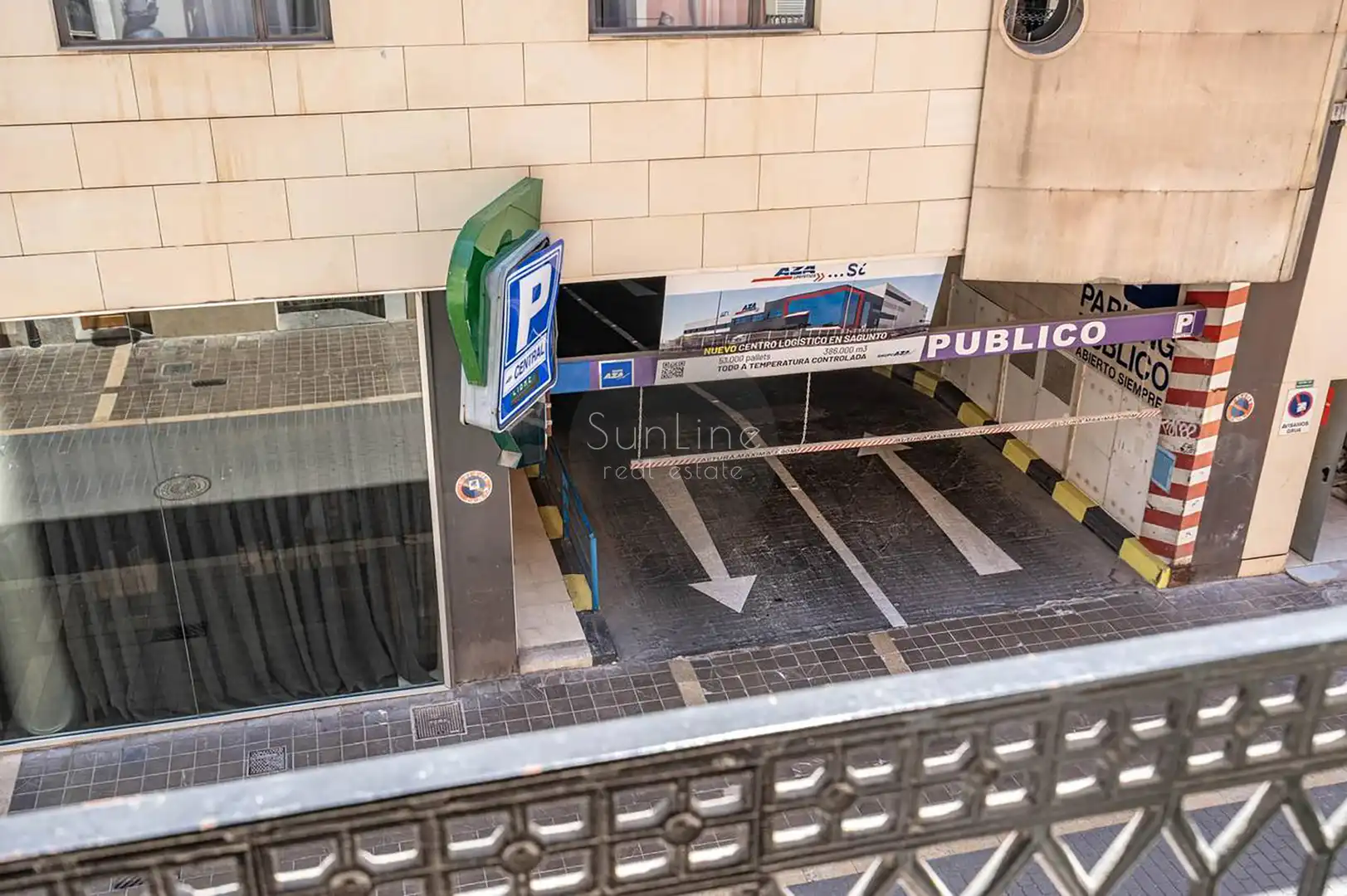 Parkplatz von Wohnung zum Verkauf in Valencia mit Klimaanlage, Möbliert und Balkon