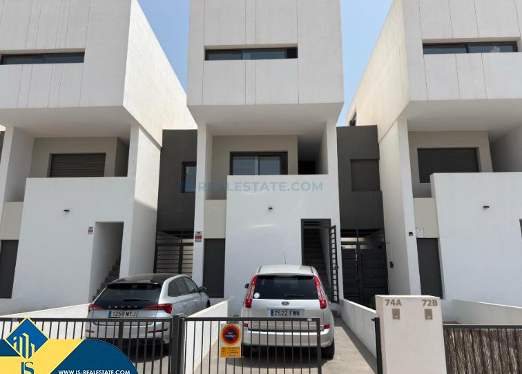 Foto 1 de Àtic en venda a San Agustín, Alicante