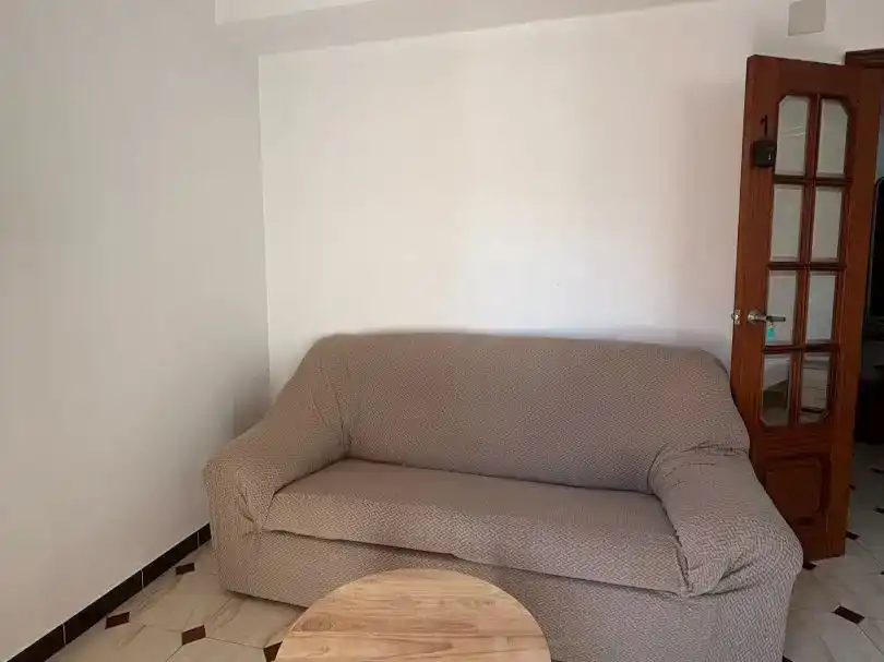 Sala de estar de Piso para compartir en Plaza de Toros - Avenida Chapí - Trinquete  