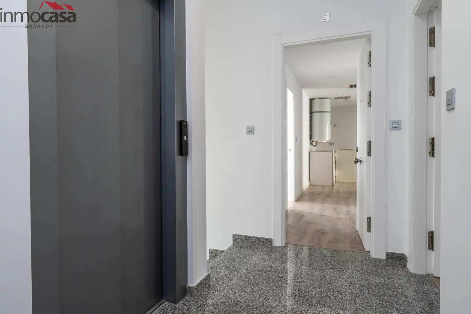 Piso en venta en Calle CRISTO DE LA YEDRA, 34, San Ildefonso