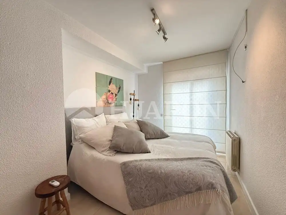 Bedroom of Houses for sale in Alella  with Air Conditioner, Heating and Private garden