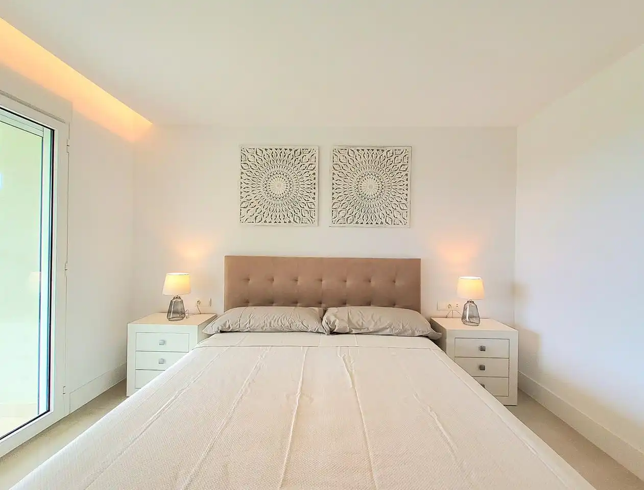 Habitación de Apartamento en venta en Sotogrande con Aire acondicionado, Terraza y Amueblado