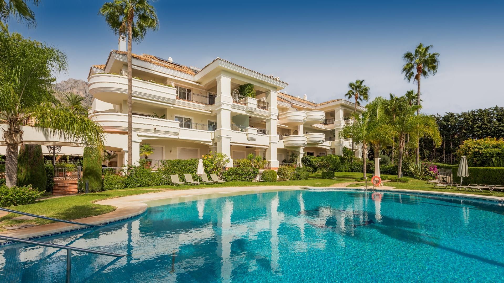 Apartment for sale in Sierra Blanca