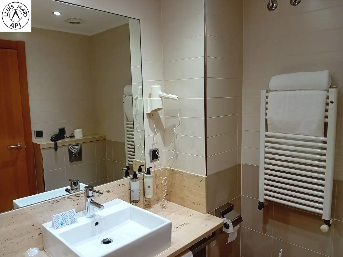 Badezimmer von Gebäude zum Verkauf in Sant Julià de Ramis