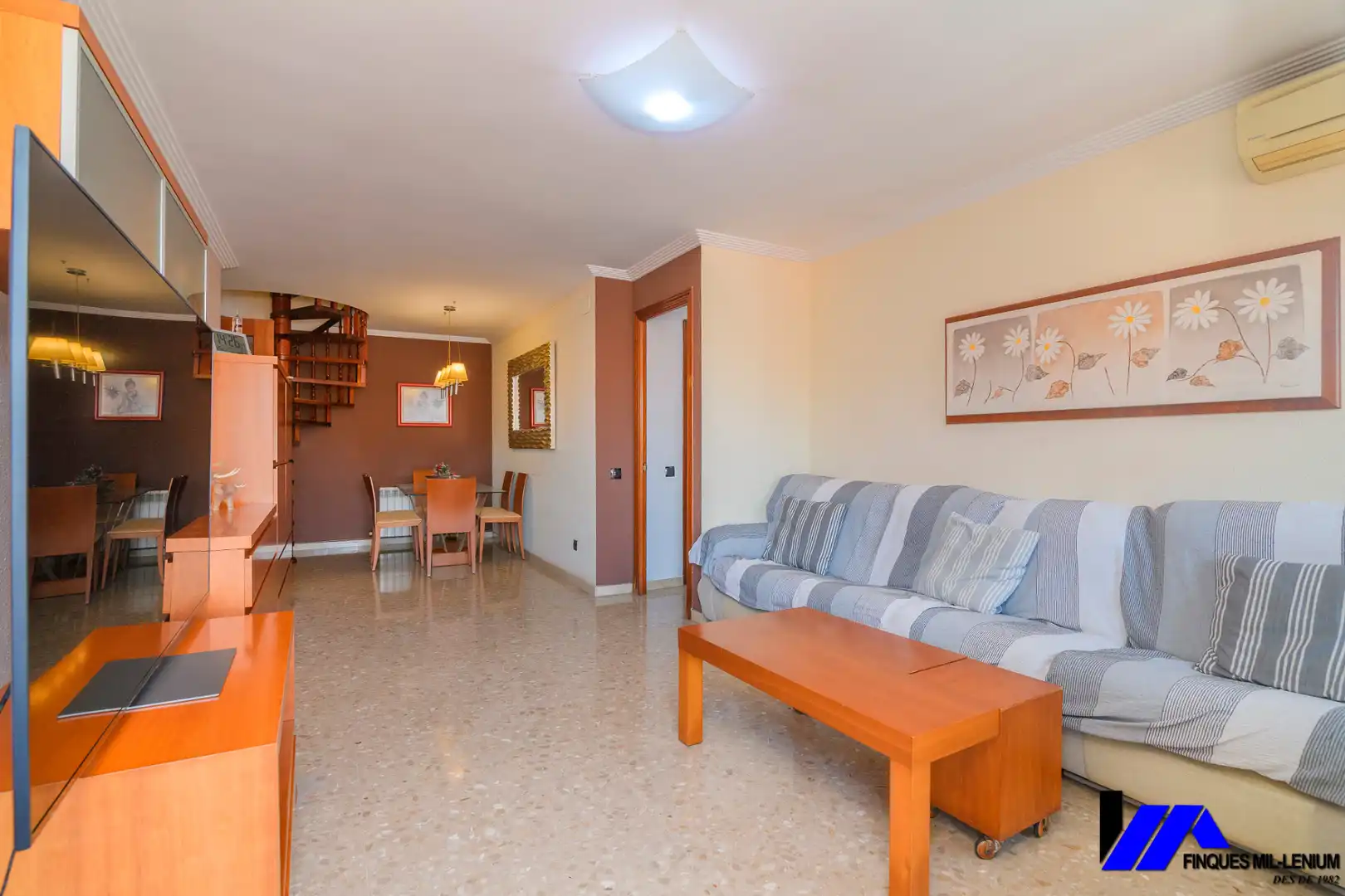 Duplex with terrace for sale in Passeig Maragall