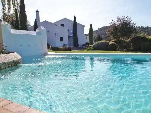 Piscina de Residencial en venta en Constantina
