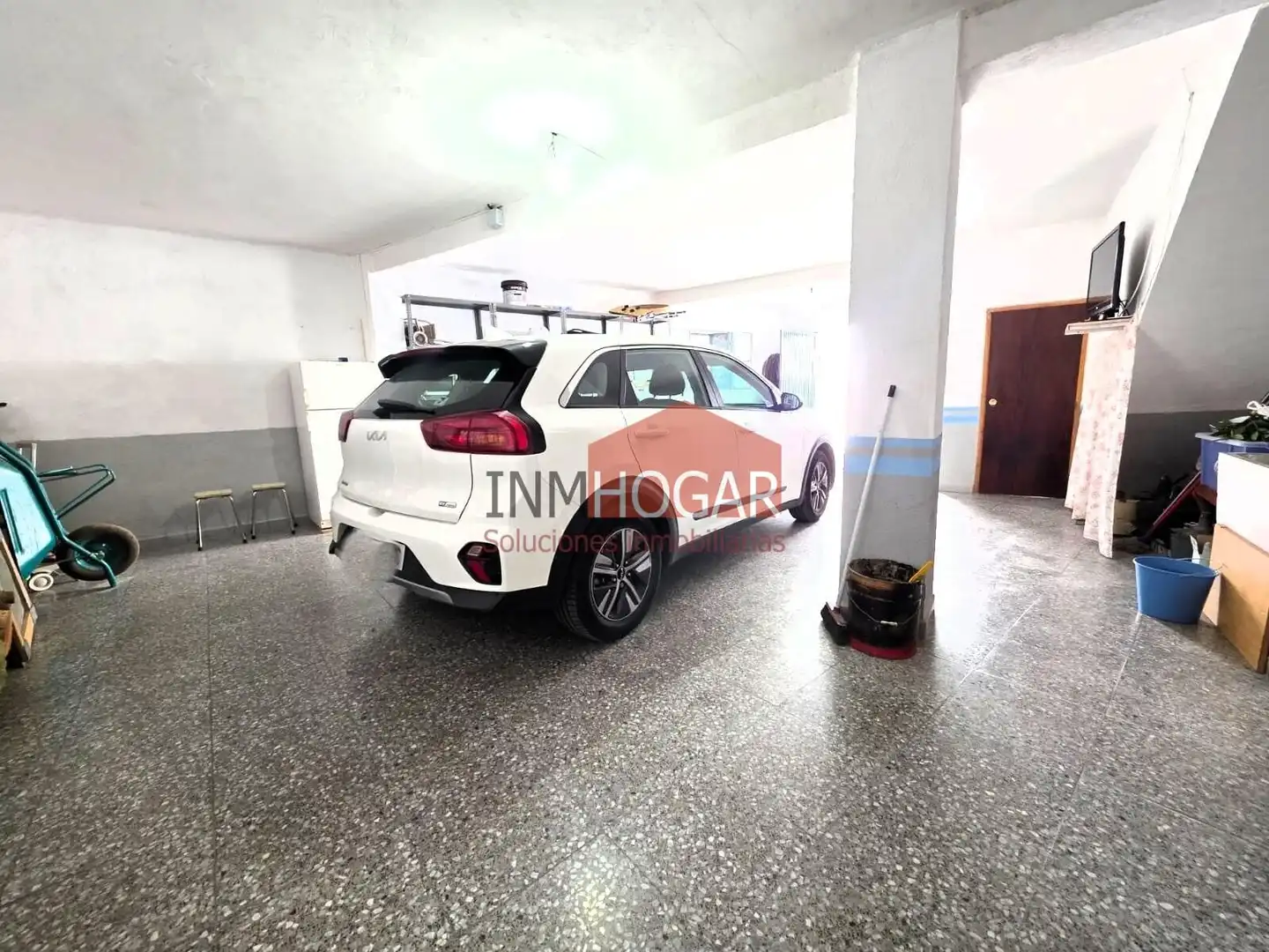 Parking de Casa o chalet en venta en Navalosa con Calefacción, Terraza y Amueblado