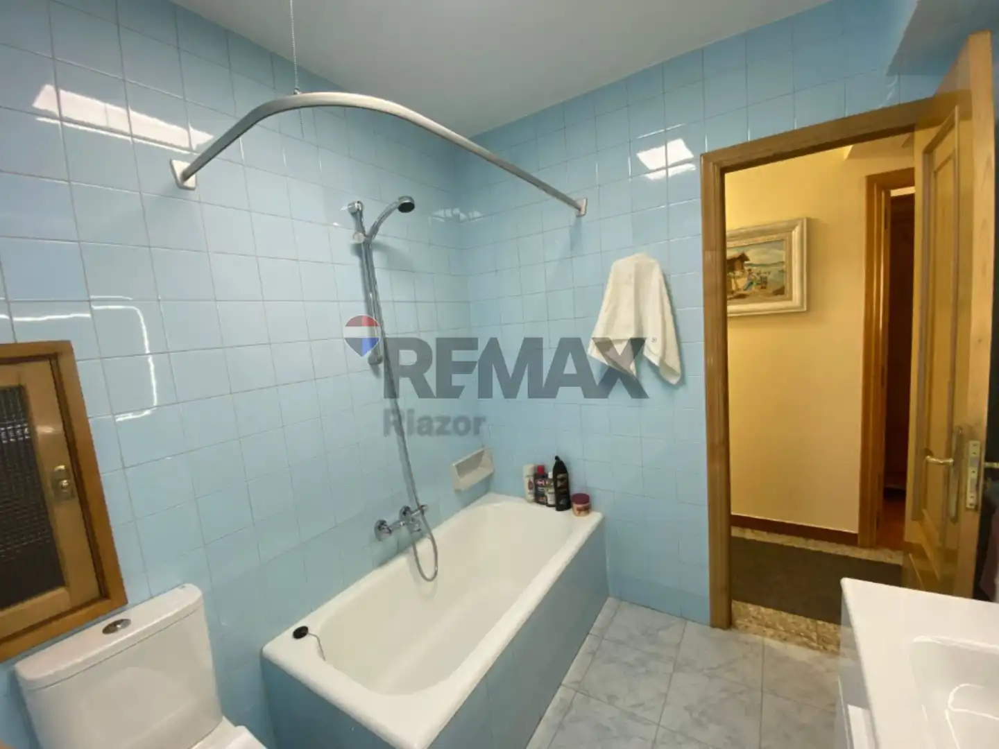 Baño de Piso de alquiler en Santiago de Compostela  con Calefacción, Amueblado y Horno