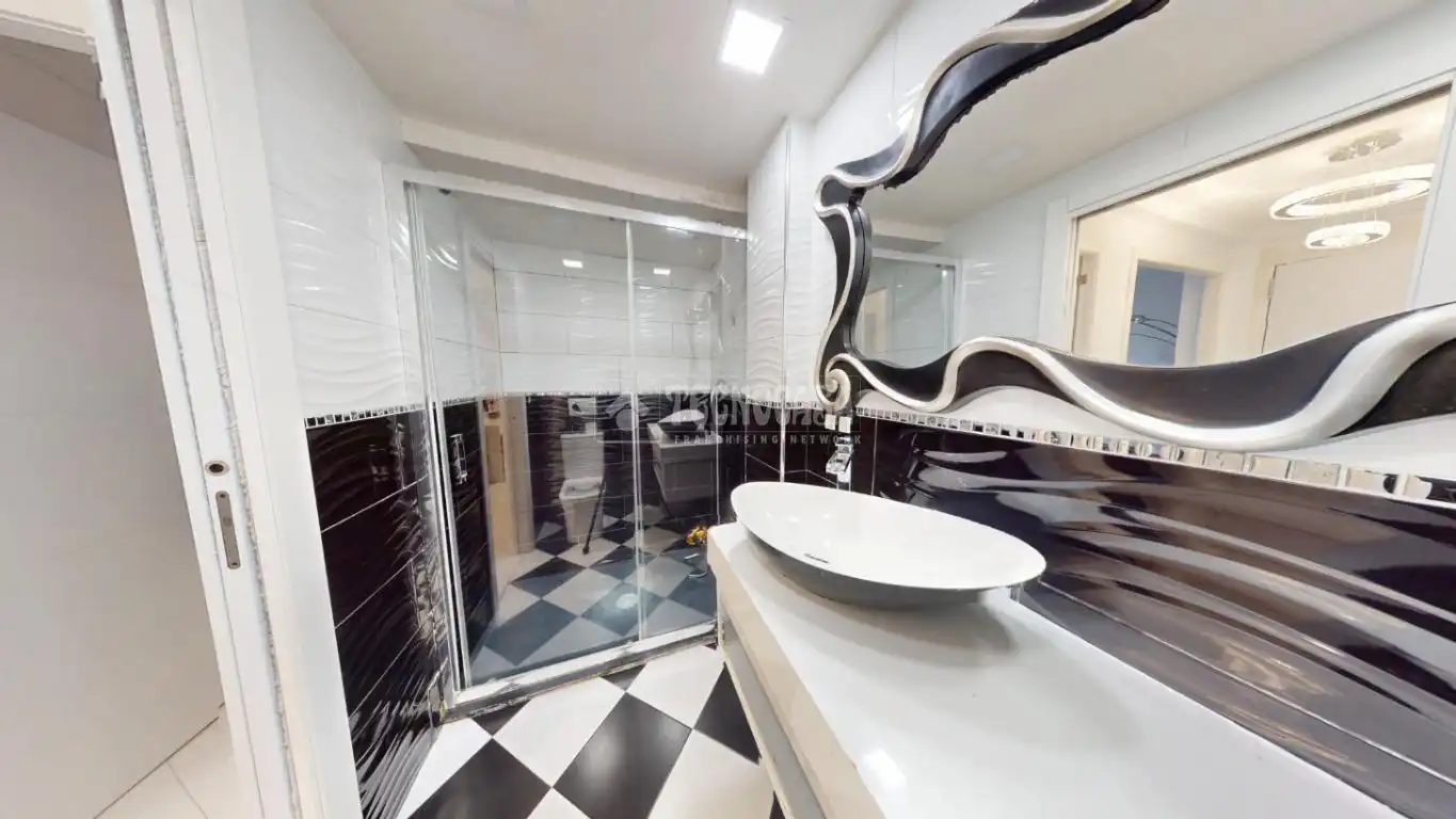 Baño de Piso en venta en Valencia con Calefacción