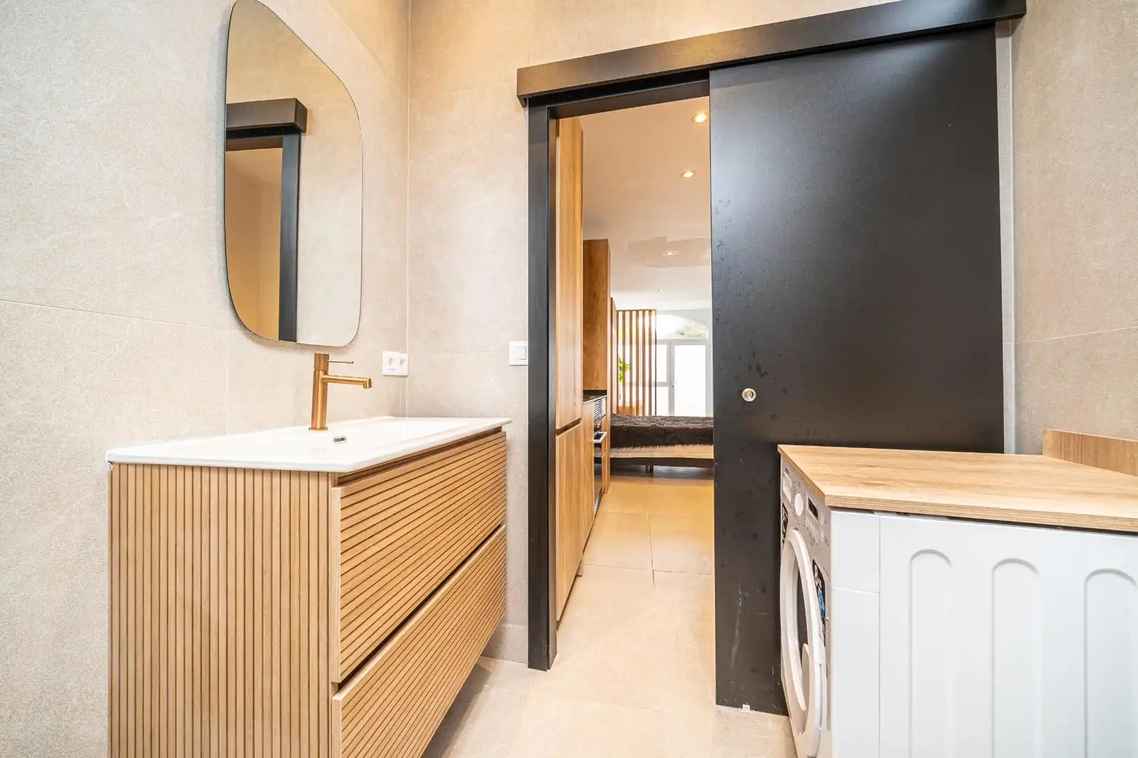 Bathroom of Commercial properties for sale in Calvià  with Air Conditioner and Furnished