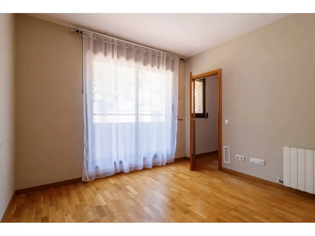 Dormitori de Casa o xalet de lloguer en Castelldefels amb Aire condicionat, Calefacció i Terrassa