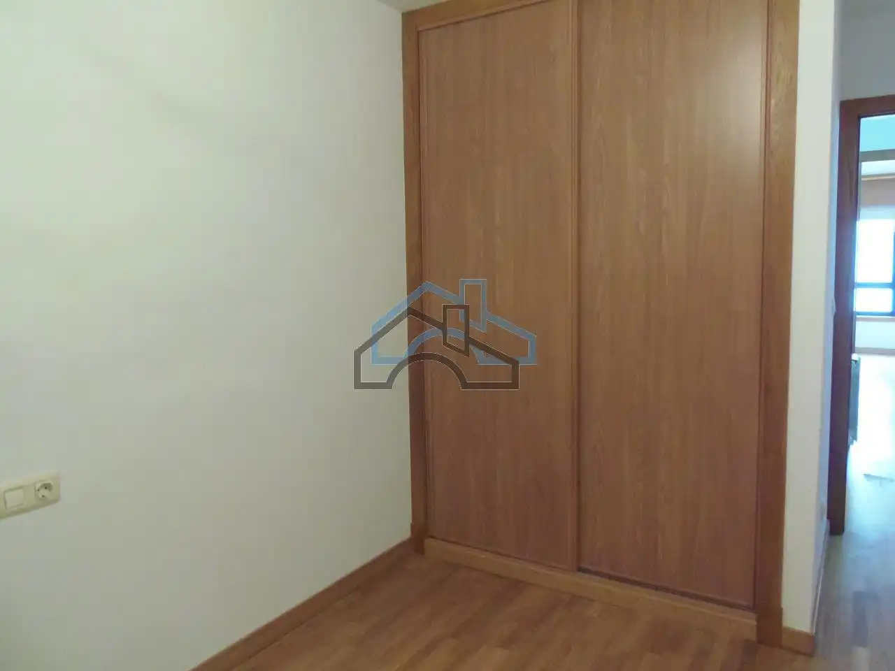 Habitación de Apartamento de alquiler en Cambre  con Calefacción, Parquet y Trastero