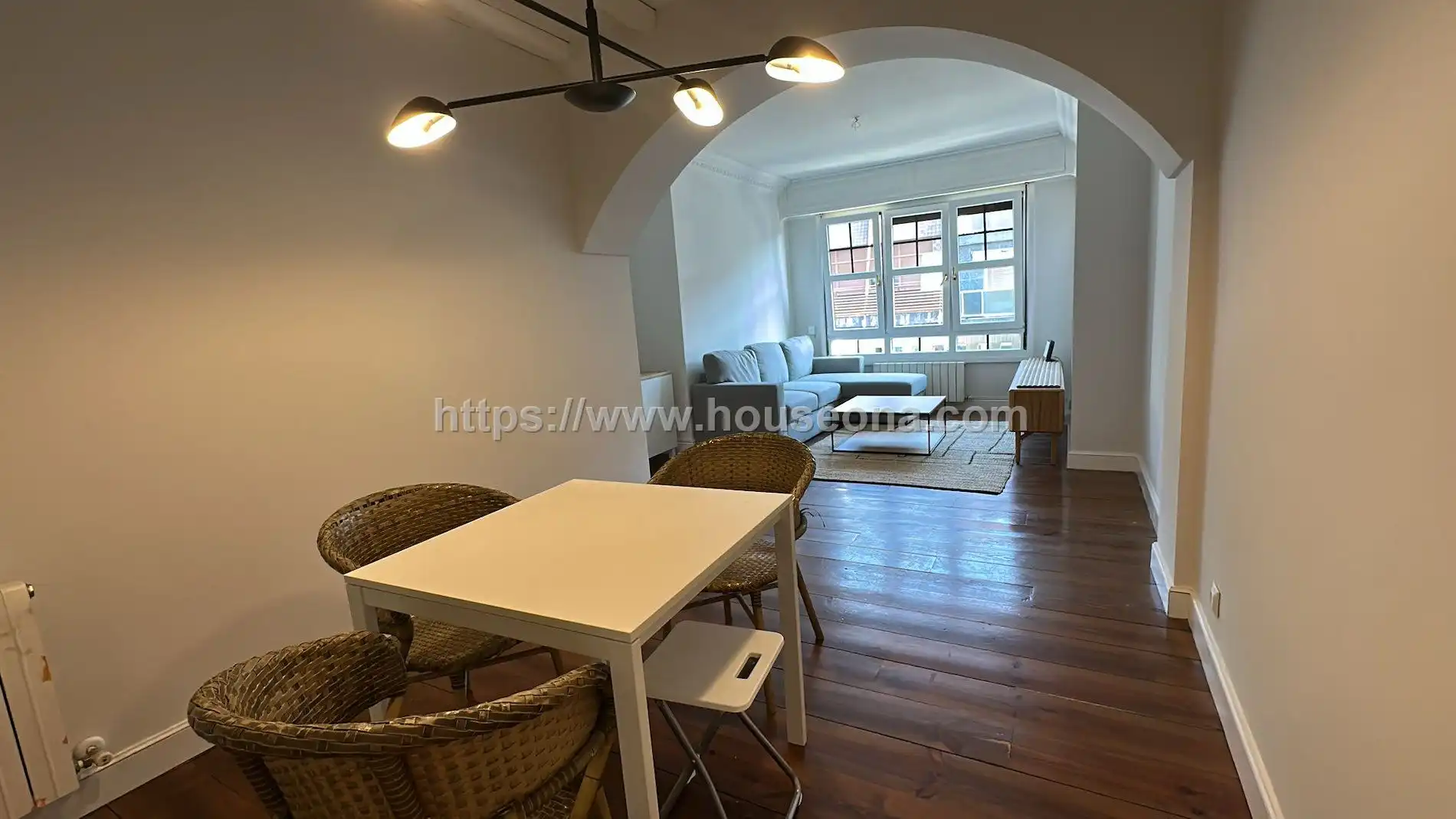 Vista exterior de Piso de alquiler en Bilbao  con Calefacción, Terraza y Amueblado