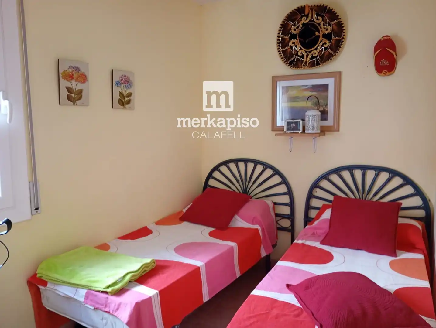 Flat for sale in Calafell  with Air Conditioner, Storage room and Furnished