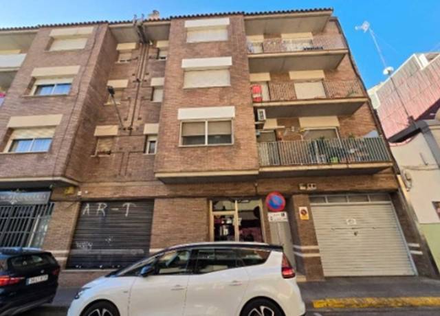 Piso en Venta en C/ Manresa en Sant Pere Nord