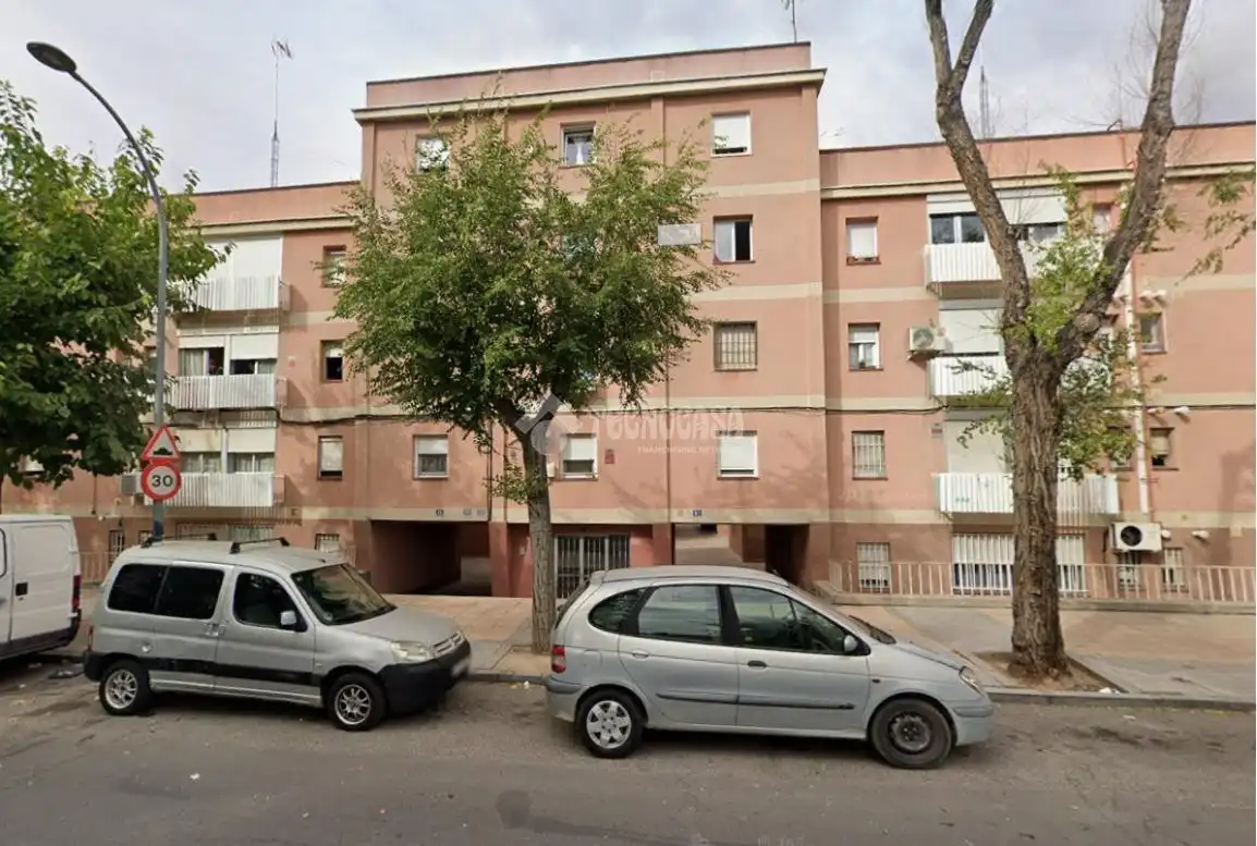 Vista exterior de Pis en venda en Aranjuez amb Traster