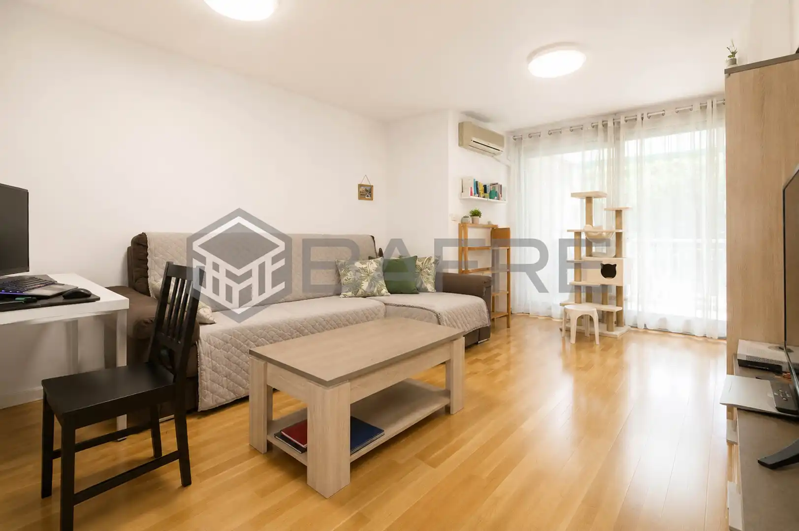 Vista exterior de Piso en venta en Madrid con Aire acondicionado, Calefacción y Parquet