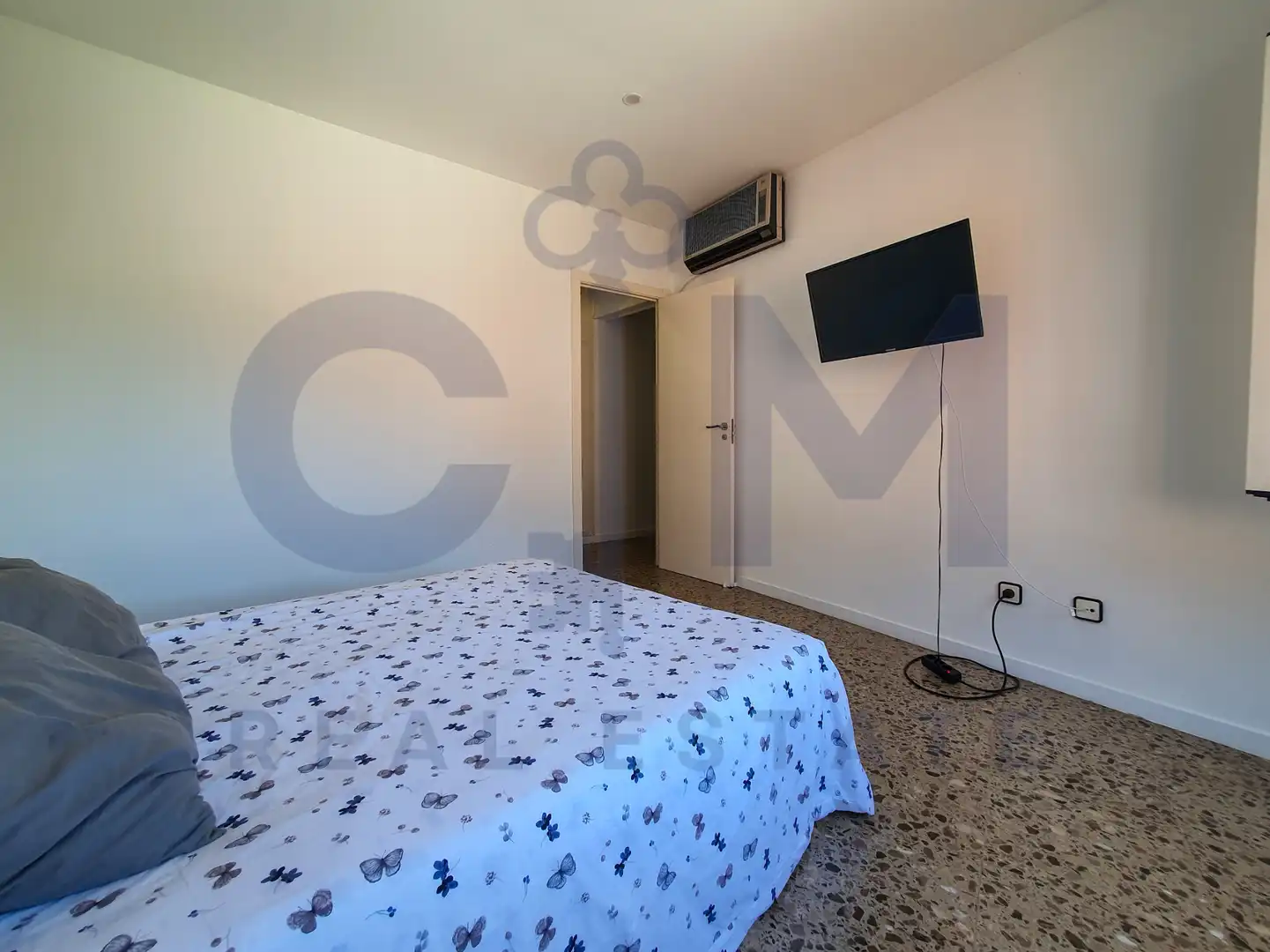 Habitación de Piso en venta en Terrassa con Aire acondicionado, Calefacción y Terraza