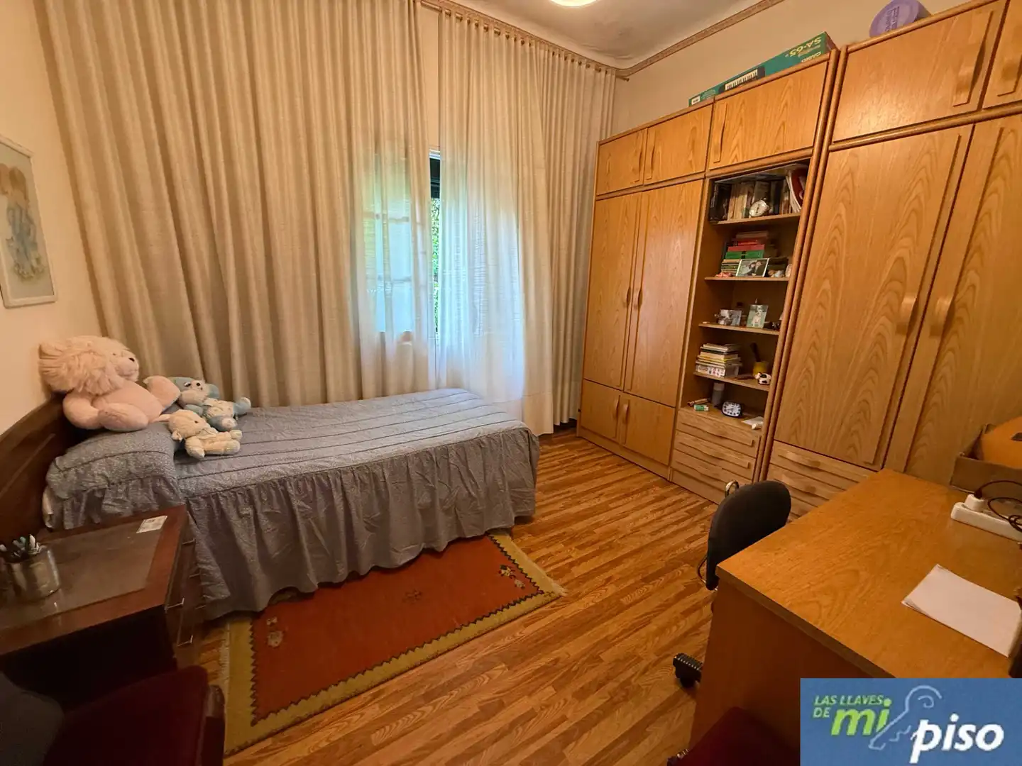Habitación de Casa o chalet en venta en Valladolid con Jardín privado, Parquet y Terraza