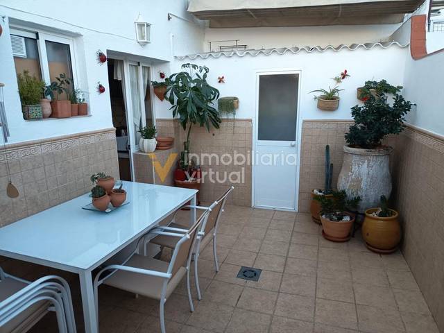 Dúplex en Venta en Calle Hoya del Molino en Hoya del Molino