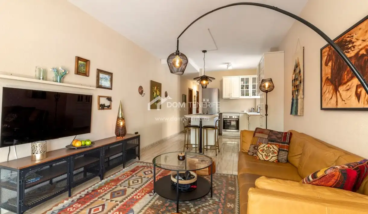 Living room of Flat for sale in Arona  with Terrace, Swimming Pool and Furnished