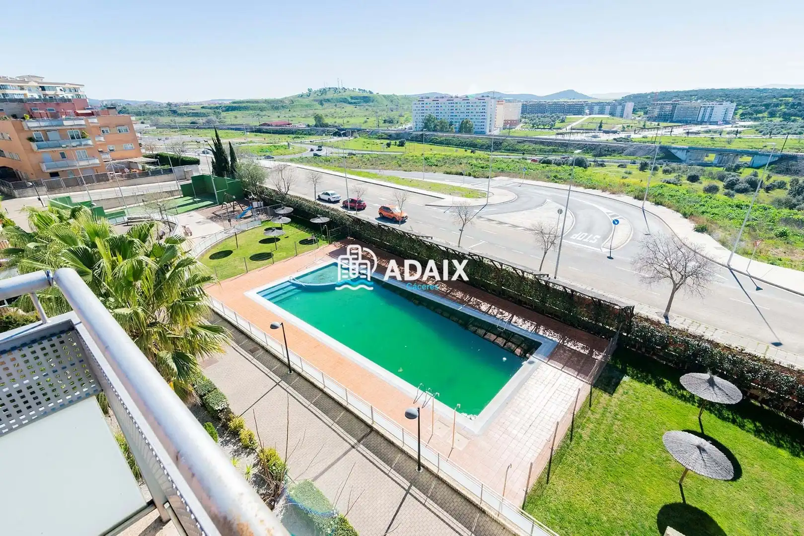 Piscina de Ático en venta en Cáceres con Aire acondicionado, Calefacción y Terraza