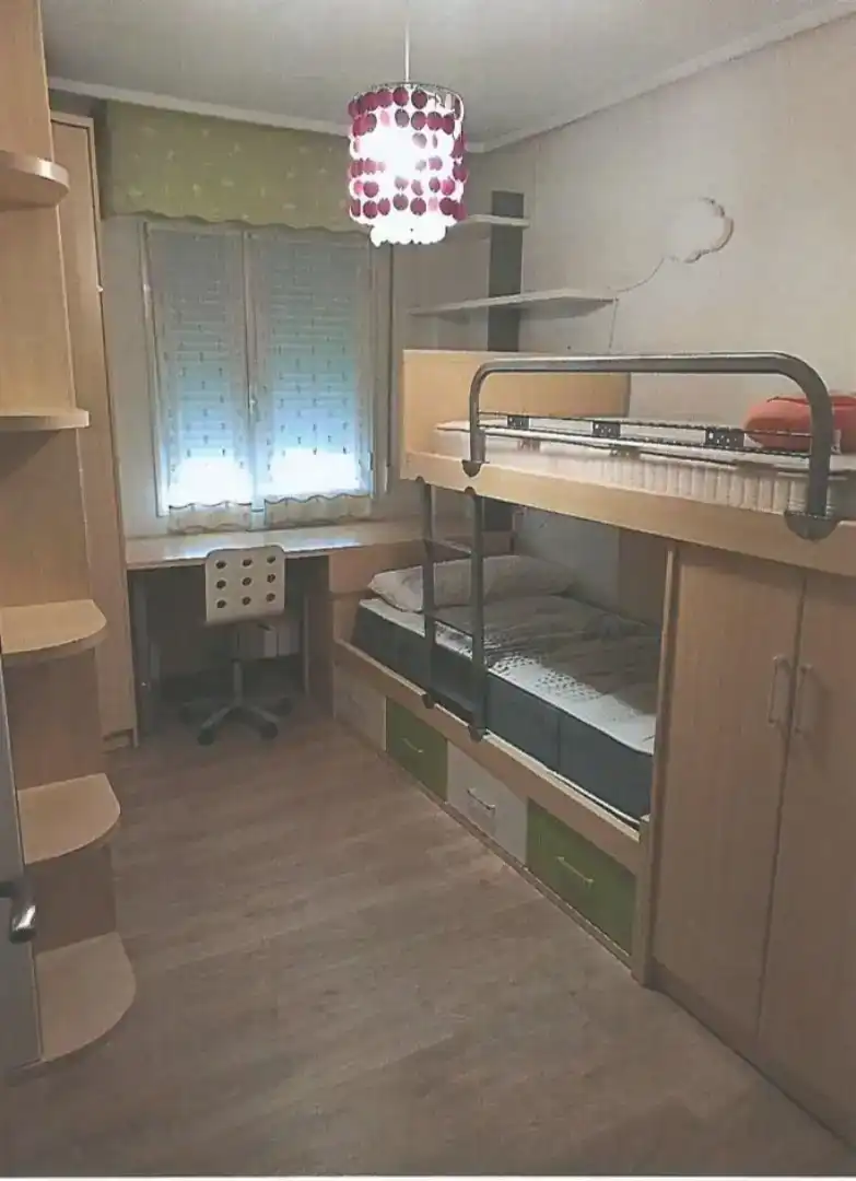 Dormitori de Pis en venda en Lakua-Bizkarra