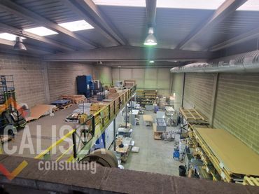 Nave industrielle à louer à Carrer Cabanyes 26