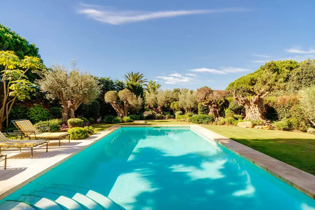 Piscina de Casa o xalet de lloguer en Marbella amb Aire condicionat, Jardí privat i Traster