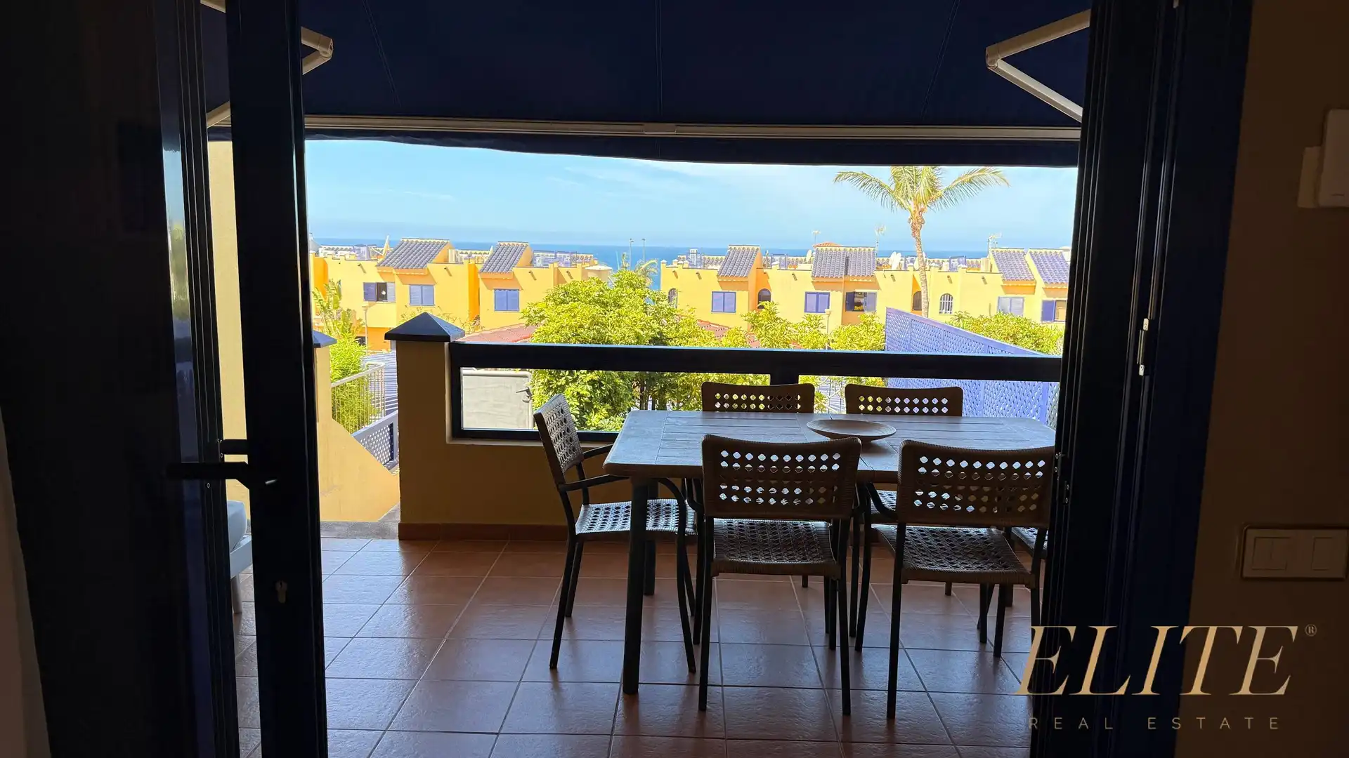 Terrace of Detached homes for sale in San Bartolomé de Tirajana  with Air Conditioner, Heating and Private garden