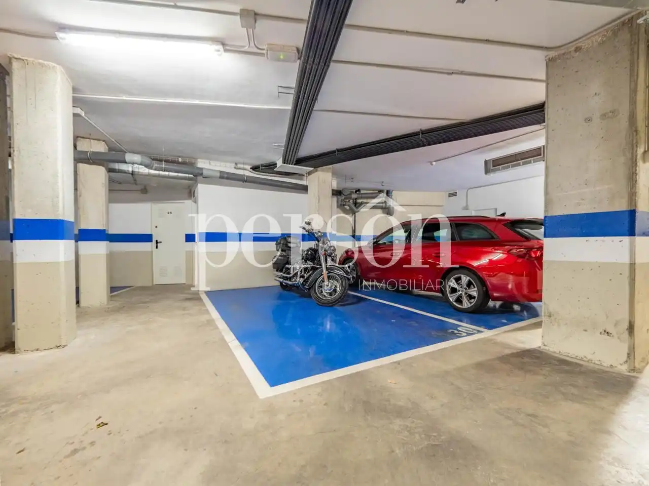Parking de Piso en venta en Valencia con Aire acondicionado, Calefacción y Balcón