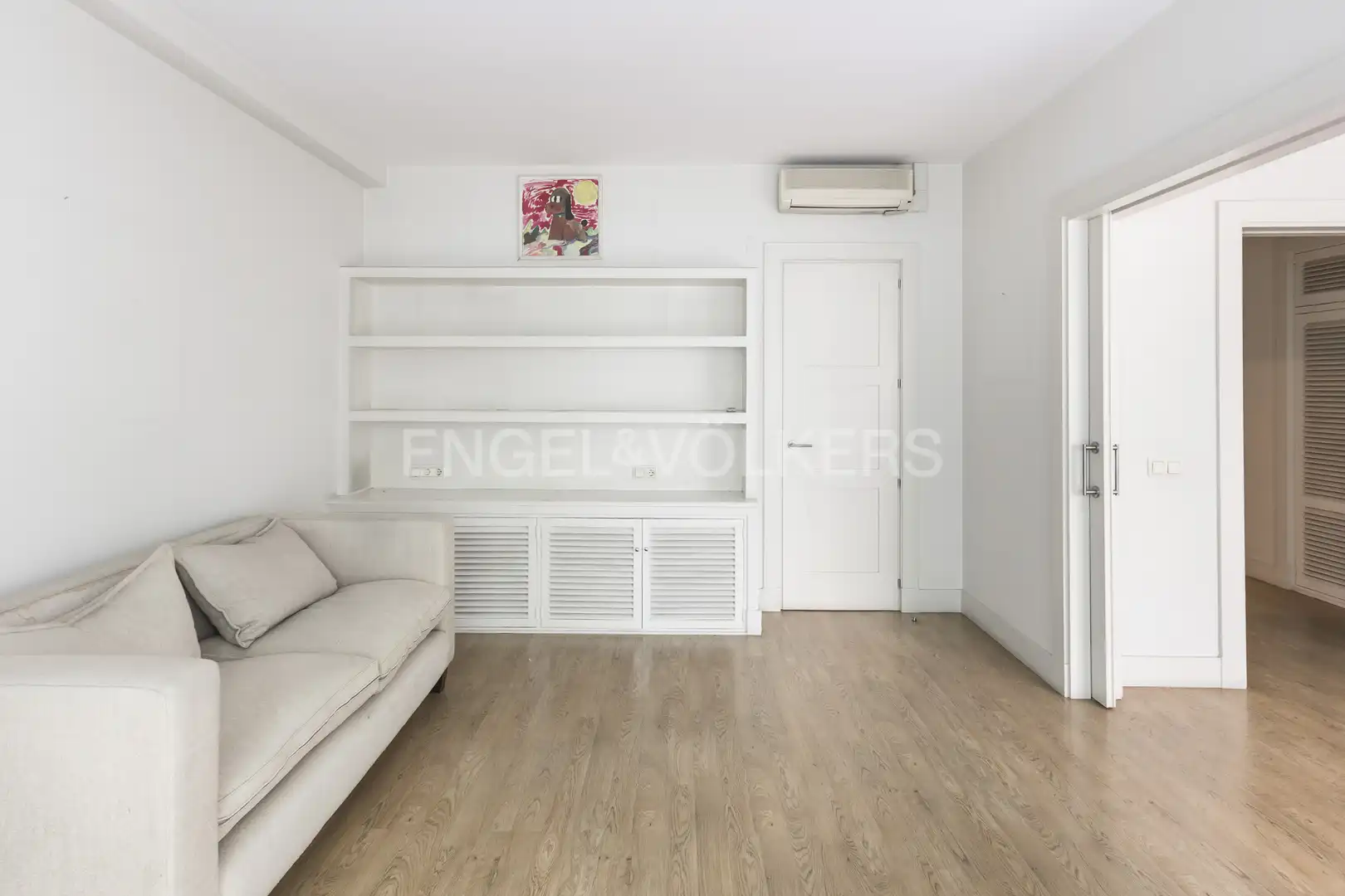 Sala d'estar de Pis en venda en Madrid amb Aire condicionat i Calefacció
