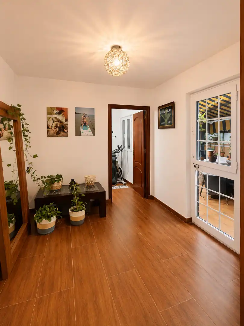 Flat for sale in Sevilla  with Air Conditioner