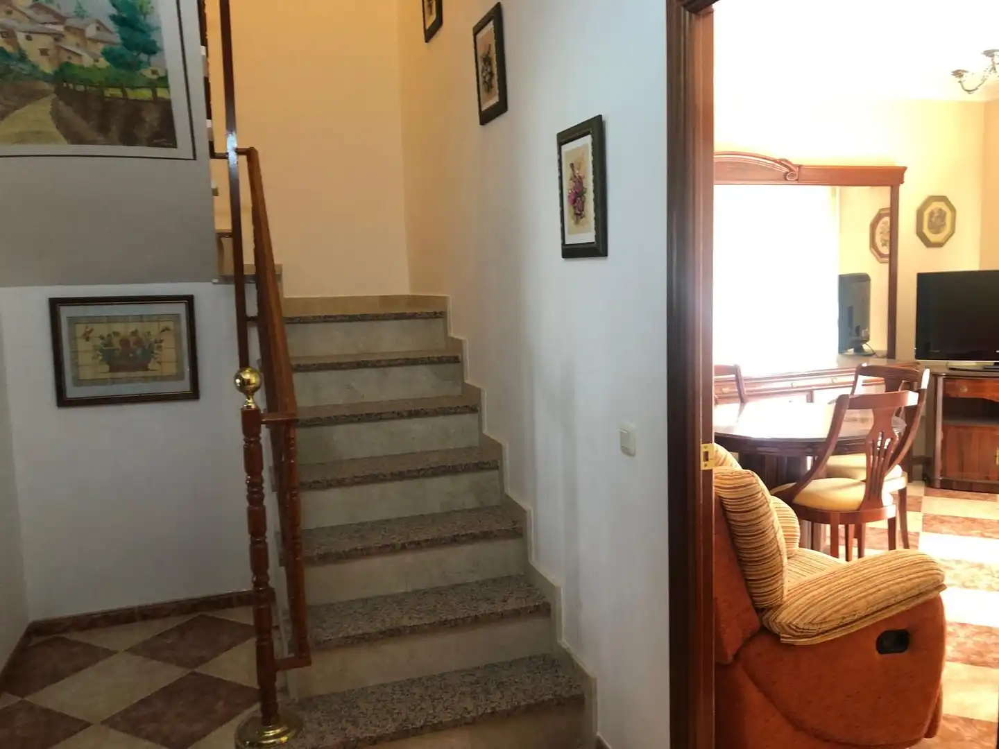 Casa adosada en venda en Cuevas de San Marcos amb Calefacció, Terrassa i Alarma