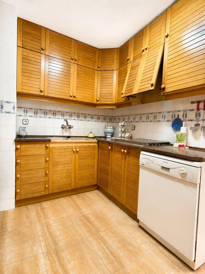 Cocina de Piso en venta en Tarragona con Aire acondicionado, Calefacción y Jardín privado