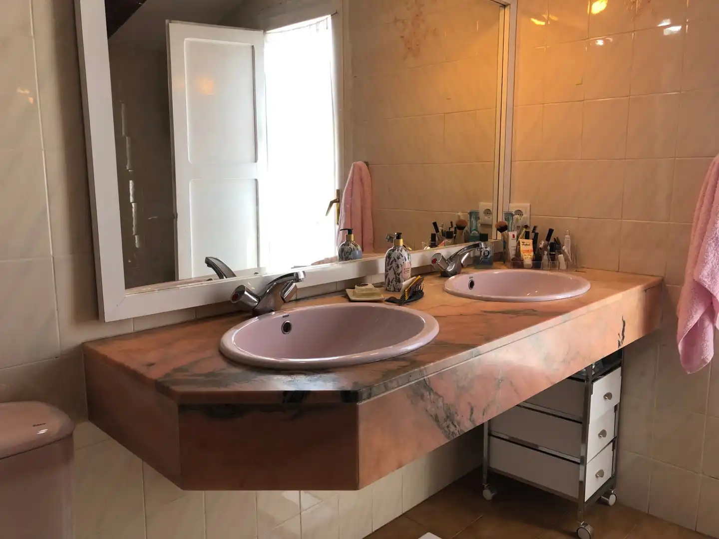 Badezimmer von Country house zum Verkauf in Cabrils mit Privatgarten, Terrasse und Abstellraum