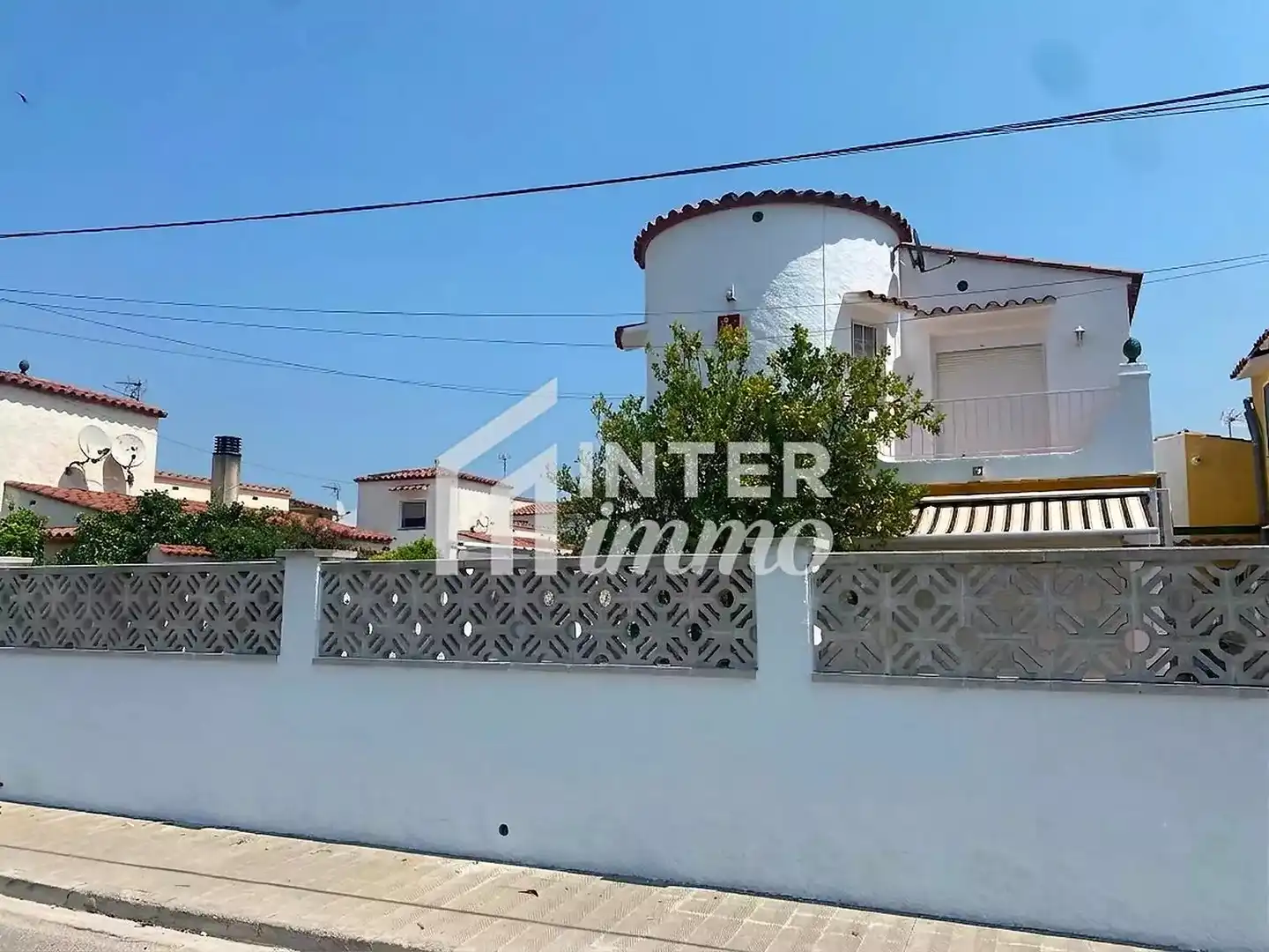 House with pool for sale in Carrer la Siesta 185B Puigmal C 17 17487 Empuriabrava, imagen 5