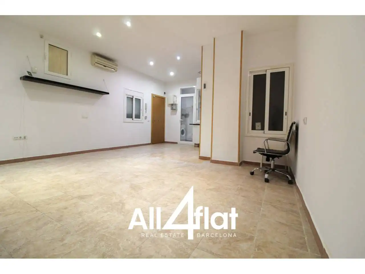 Wohnung zum Verkauf in L'Hospitalet de Llobregat mit Klimaanlage und Alarm