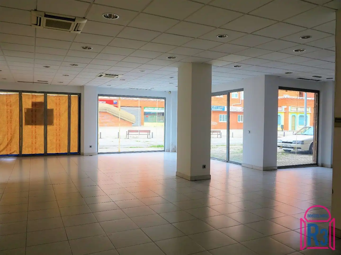 Local comercial en venda a Mariano Andrés, imagen 22