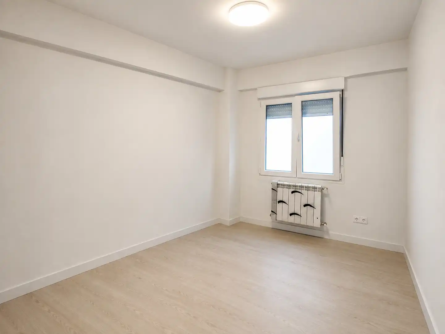 Bedroom of Flat for rent in Santander  with Heating, Terrace and Oven