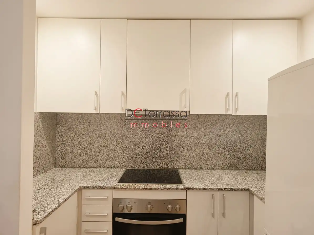 Flat with lift for sale in Centre, imagen 6