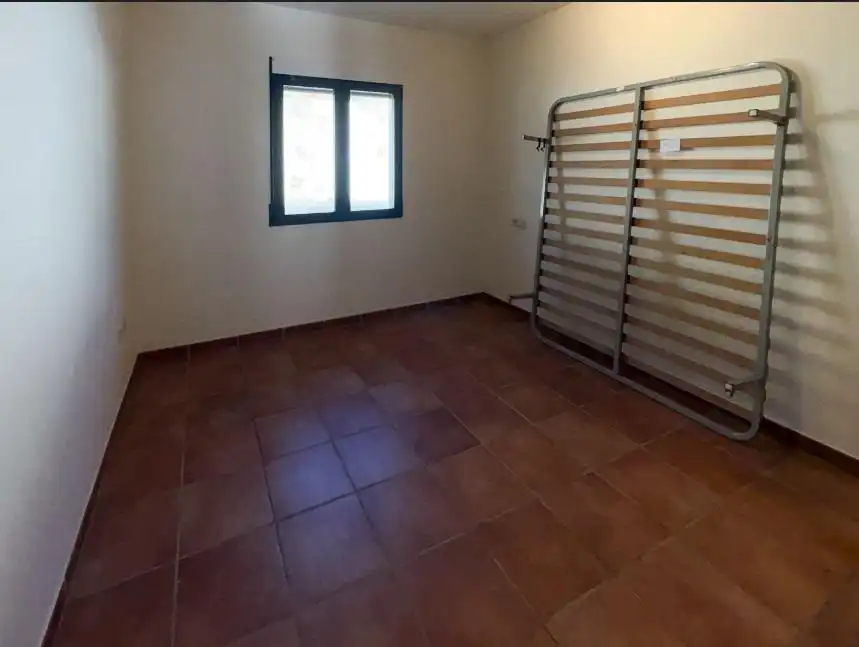Einfamilien-Reihenhaus zum Verkauf in Alcalalí mit Klimaanlage, Privatgarten und Terrasse
