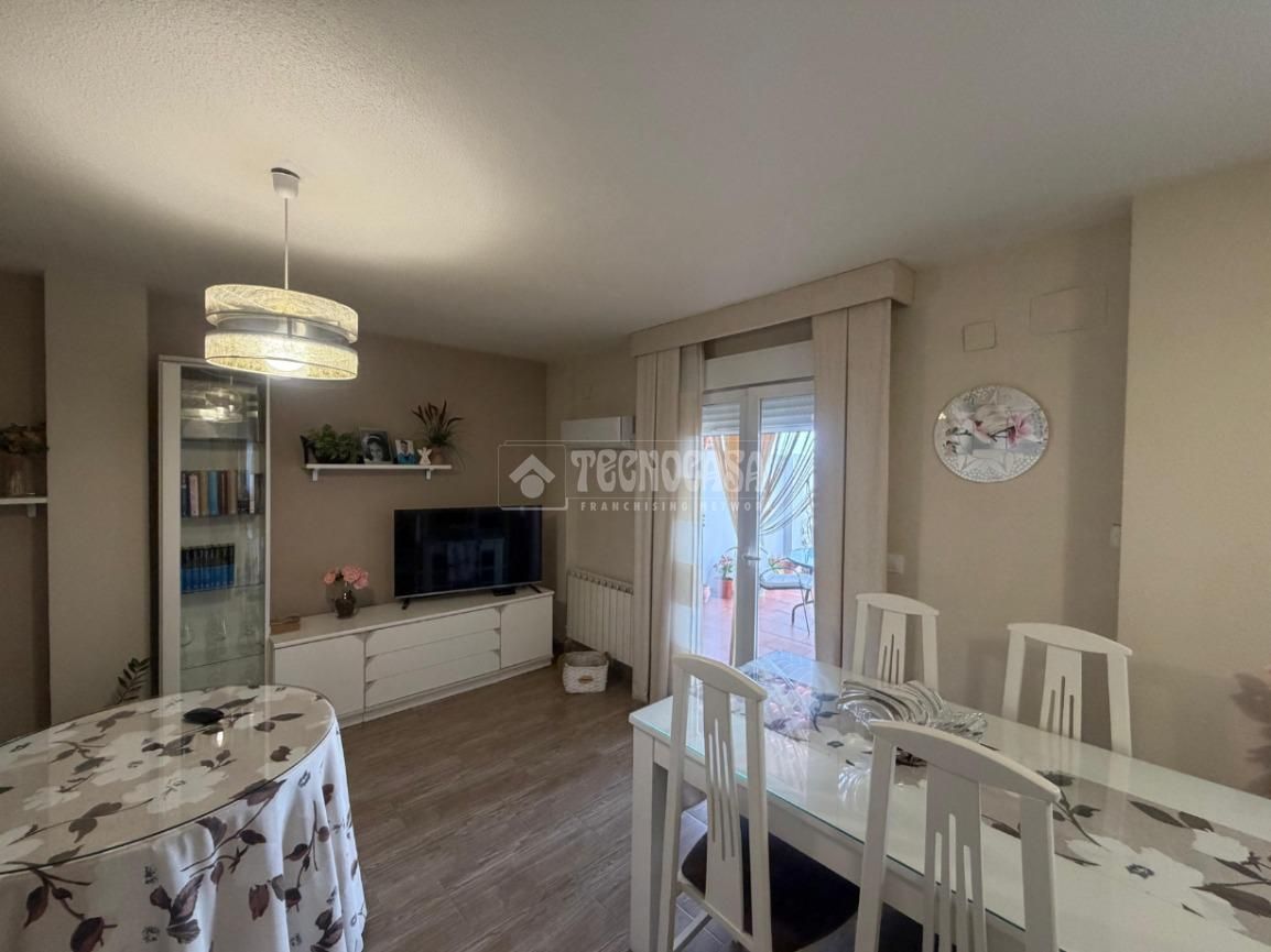 Dining room of Flat for sale in Mengíbar  with Air Conditioner, Heating and Terrace