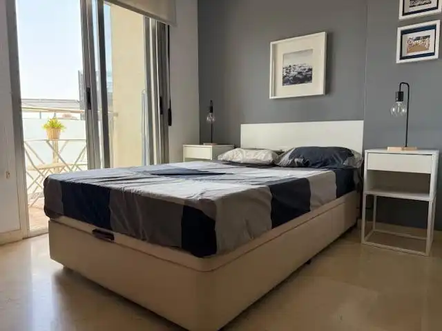 Habitación de Estudio de alquiler en Murcia con Aire acondicionado, Calefacción y Terraza
