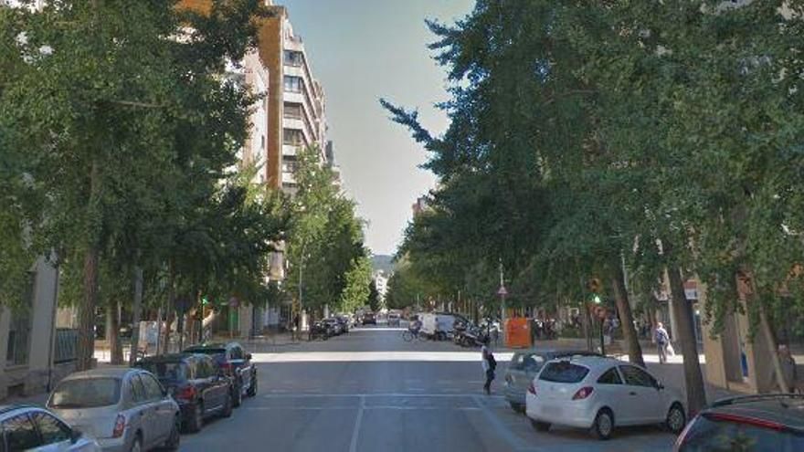 Exterior view of Flat for sale in Girona Capital  with Heating, Private garden and Oven