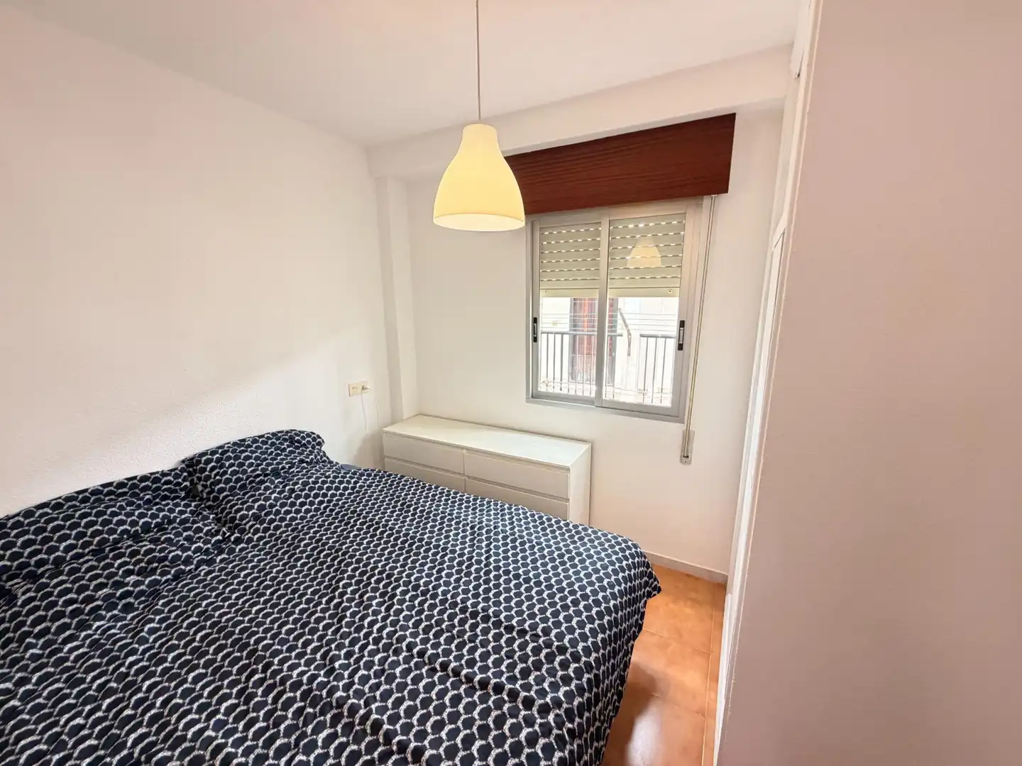 Habitación de Piso en venta en Torrevieja con Aire acondicionado, Amueblado y Balcón