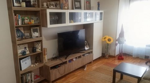 Foto 2 de Piso en venta en Calle Ignacio Alvarez Castelao, 5, Milán - Pumarín, Oviedo